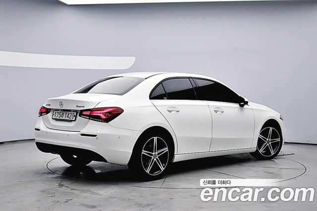 Mercedes-Benz A-Class (W177) A250 4MATIC Sedan 2020 — фото 4