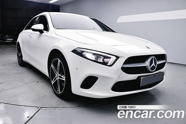 Mercedes-Benz A-Class (W177) A250 4MATIC Sedan 2020 — фото 15