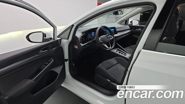 Volkswagen Golf (VIII) 2.0 TDI Prestige 2022 — фото 10