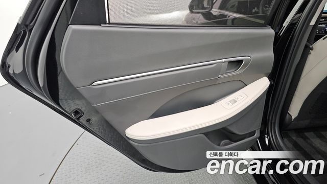 Hyundai Sonata The Edge (DN8) 2.0 Inspiration 2024 — фото 25