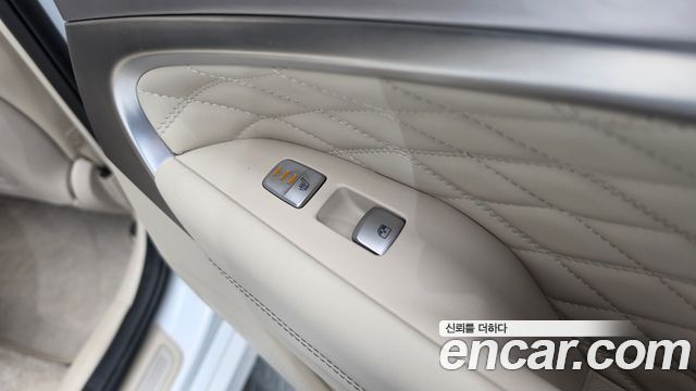 Genesis G70 2.0T AWD Elite 2020 — фото 18