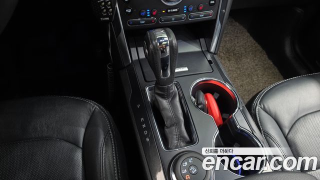 Ford Explorer 2.3 Limited 4WD 5th 2019 — фото 9