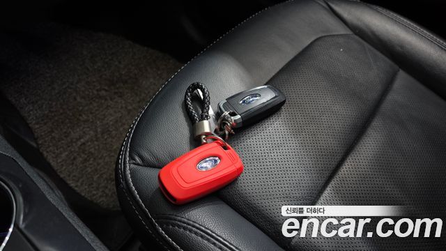 Ford Explorer 2.3 Limited 4WD 5th 2019 — фото 15