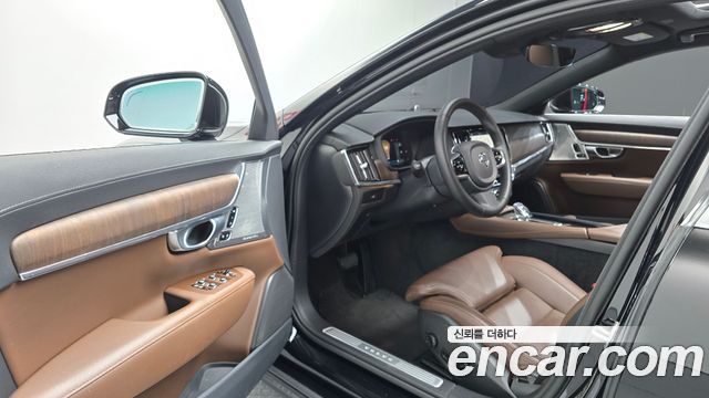 Volvo S90 B6 AWD Ultimate Bright 2023 — фото 10