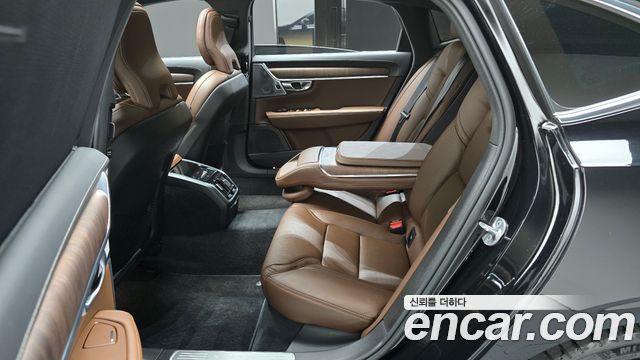 Volvo S90 B6 AWD Ultimate Bright 2023 — фото 12