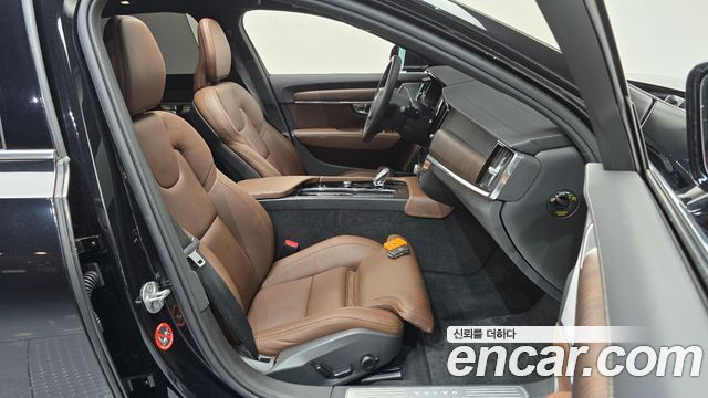 Volvo S90 B6 AWD Ultimate Bright 2023 — фото 26