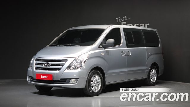 Hyundai Grand Starex 12-Seater Wagon Modern