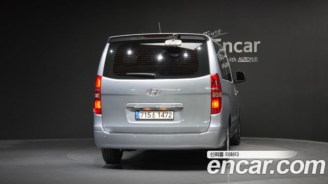 Hyundai Grand Starex 12-Seater Wagon Modern 2018 — фото 4