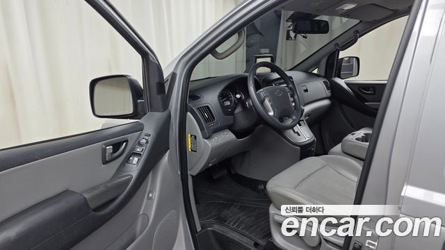 Hyundai Grand Starex 12-Seater Wagon Modern 2018 — фото 10
