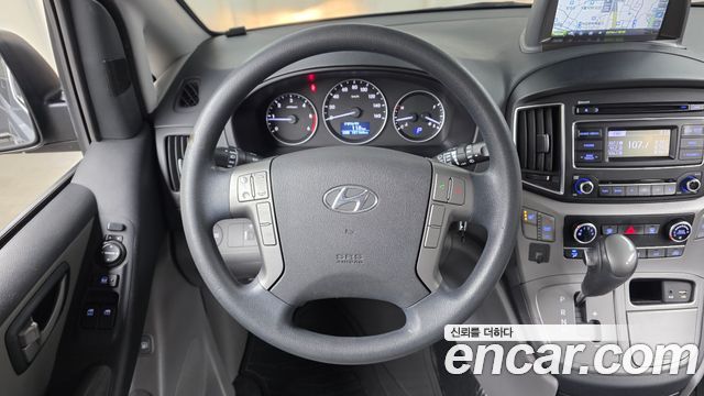 Hyundai Grand Starex 12-Seater Wagon Modern 2018 — фото 15