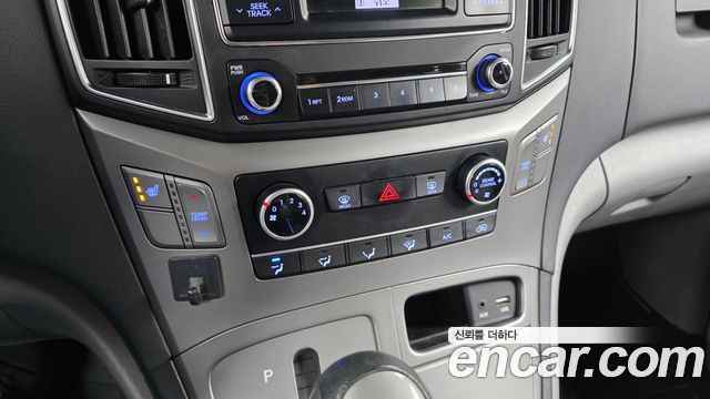 Hyundai Grand Starex 12-Seater Wagon Modern 2018 — фото 29