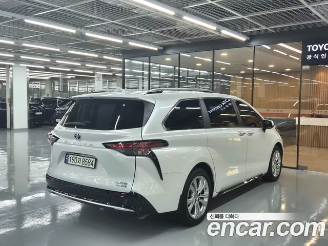 Toyota Sienna (IV) 2.5 Hybrid 2WD 2022 — фото 2
