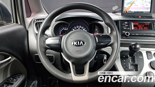 Kia Ray Van DLX 2018 — фото 13