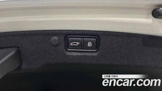 Kia K7 Premier 3.0 GDI Signature 2020 — фото 36