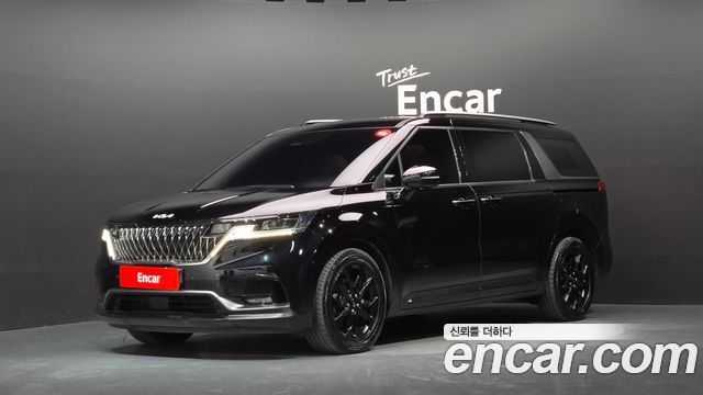Kia Carnival (IV) Gasoline 7-Seater Signature