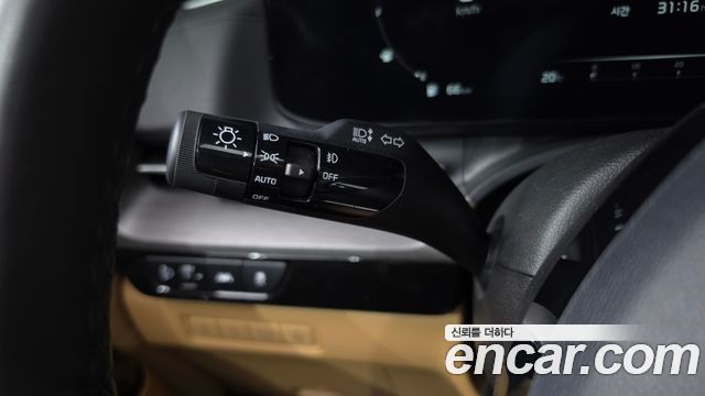 Kia Carnival (IV) Gasoline 7-Seater Signature 2023 — фото 30