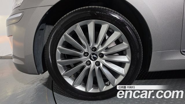 Hyundai Equus (New) VS500 Prestige 2012 — фото 5