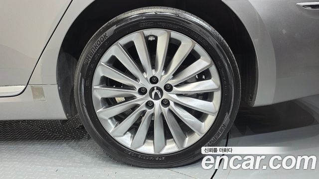 Hyundai Equus (New) VS500 Prestige 2012 — фото 21