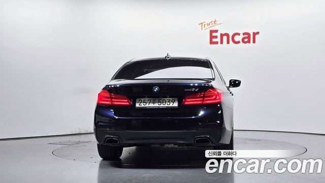 BMW 5 Series (G30) 520d M Sport package 2018 — фото 4