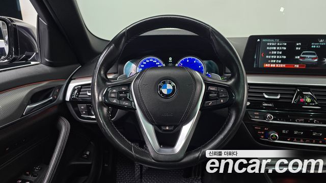 BMW 5 Series (G30) 520d M Sport package 2018 — фото 13