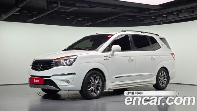 KG Mobility (SsangYong) Korando Turismo 4WD RX 11-seater