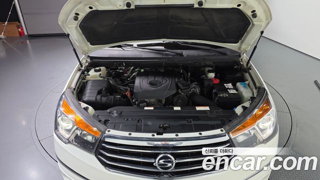 KG Mobility (SsangYong) Korando Turismo 4WD RX 11-seater 2018 — фото 6