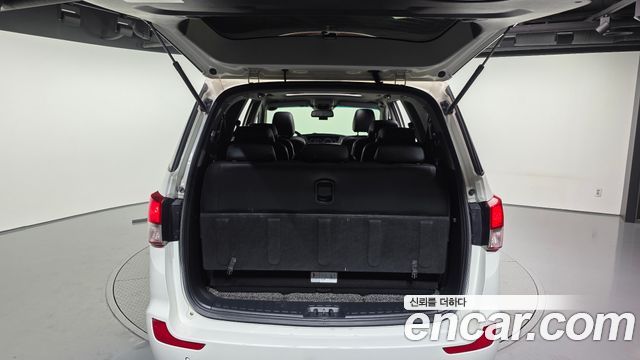 KG Mobility (SsangYong) Korando Turismo 4WD RX 11-seater 2018 — фото 20