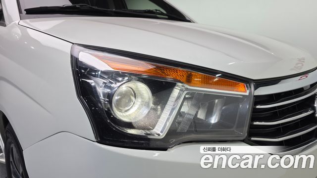 KG Mobility (SsangYong) Korando Turismo 4WD RX 11-seater 2018 — фото 22