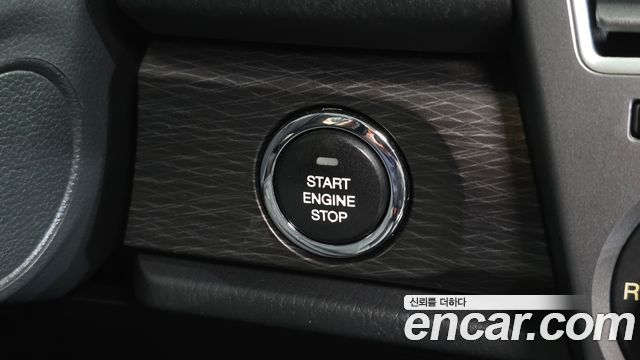 KG Mobility (SsangYong) Korando Turismo 4WD RX 11-seater 2018 — фото 27