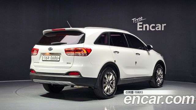 Kia Sorento Diesel 2.0 2WD Noblesse 2016 — фото 2