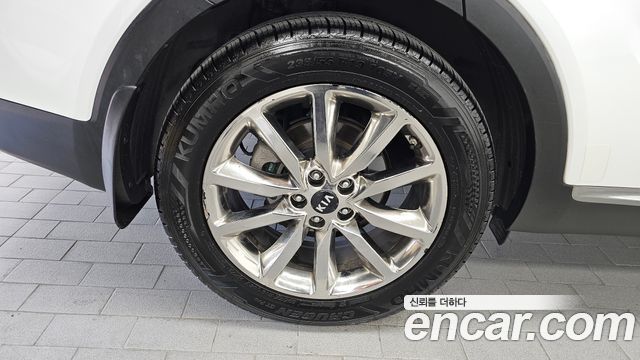 Kia Sorento Diesel 2.0 2WD Noblesse 2016 — фото 5