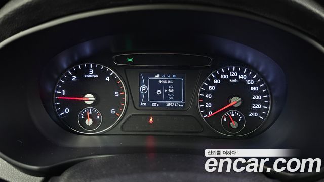 Kia Sorento Diesel 2.0 2WD Noblesse 2016 — фото 8