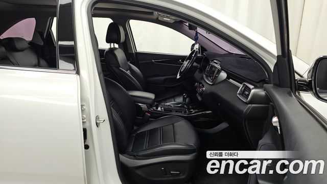 Kia Sorento Diesel 2.0 2WD Noblesse 2016 — фото 11