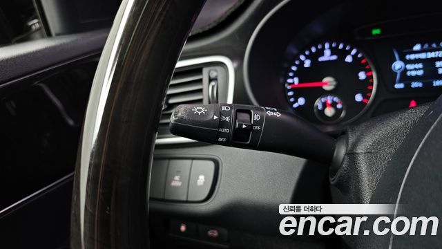Kia Sorento Diesel 2.0 2WD Noblesse 2016 — фото 18