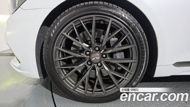 Genesis G80 3.3 T-GDI AWD Sport 2017 — фото 5