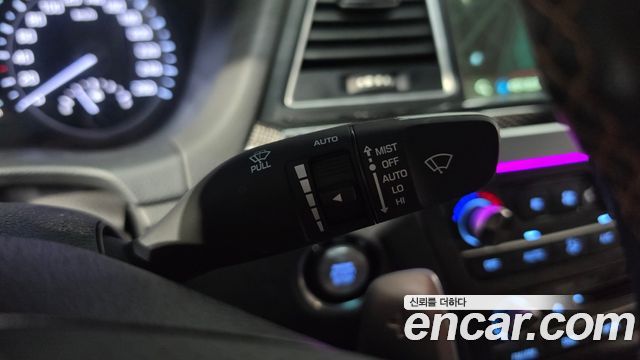 Genesis G80 3.3 T-GDI AWD Sport 2017 — фото 30
