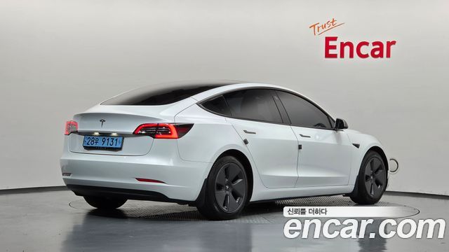 Tesla Model 3 Standard Range Plue RWD 2021 — фото 2