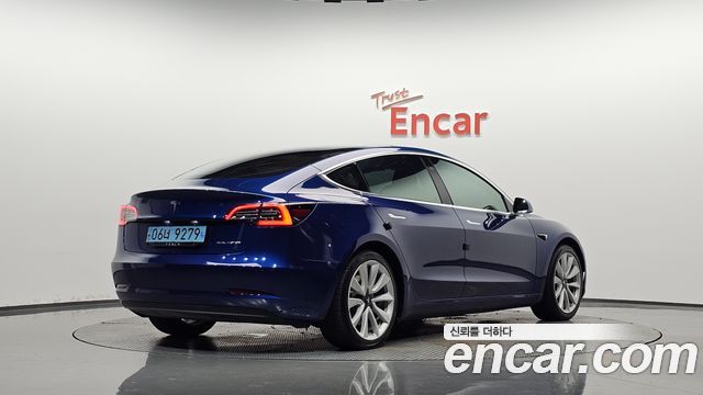 Tesla Model 3 Long Range AWD 2020 — фото 2