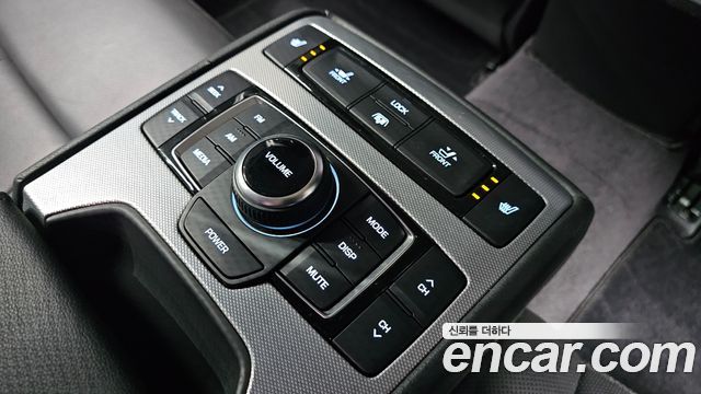 Genesis G80 3.3 GDI Premium Luxury 2018 — фото 18