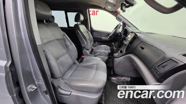 Hyundai Grand Starex 5-Seater VAN CVX Premium 2014 — фото 10