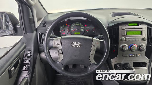Hyundai Grand Starex 5-Seater VAN CVX Premium 2014 — фото 14