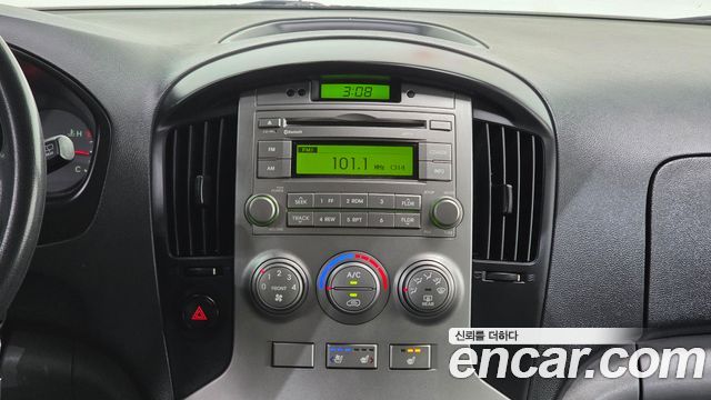 Hyundai Grand Starex 5-Seater VAN CVX Premium 2014 — фото 16