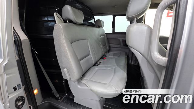 Hyundai Grand Starex 5-Seater VAN CVX Premium 2014 — фото 19