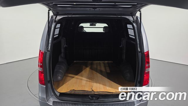 Hyundai Grand Starex 5-Seater VAN CVX Premium 2014 — фото 20
