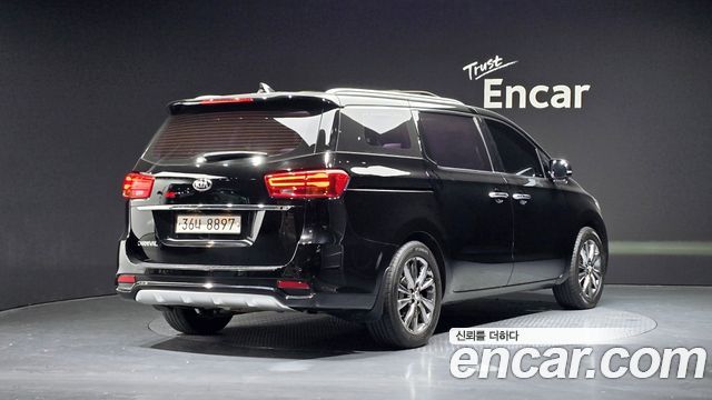 Kia Carnival Gasoline 9-Seater Noblesse Special 2019 — фото 2