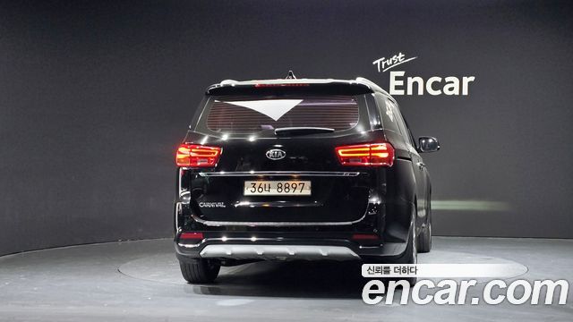 Kia Carnival Gasoline 9-Seater Noblesse Special 2019 — фото 4