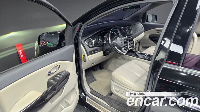 Kia Carnival Gasoline 9-Seater Noblesse Special 2019 — фото 11