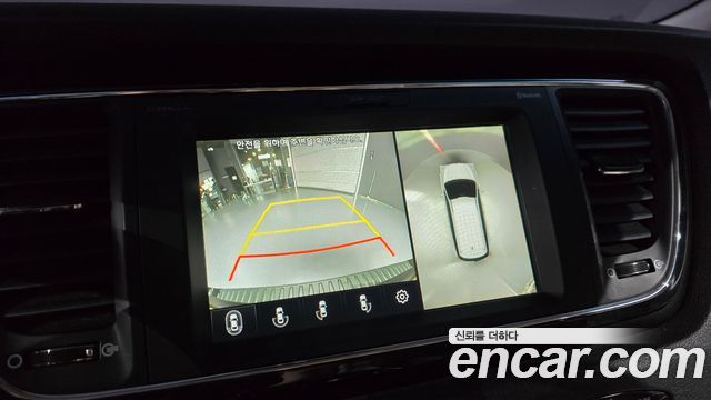 Kia Carnival Gasoline 9-Seater Noblesse Special 2019 — фото 16