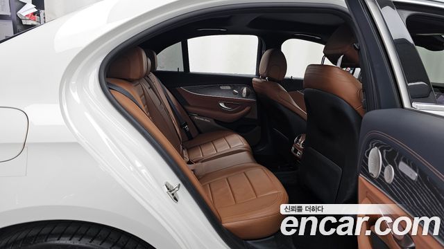 Mercedes-Benz E-Class (W213) E350 4MATIC AMG Line 2021 — фото 12