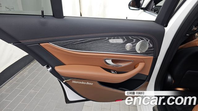 Mercedes-Benz E-Class (W213) E350 4MATIC AMG Line 2021 — фото 25